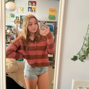 American Eagle Cropped Sweater